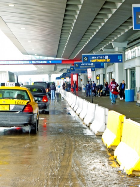 Airports may provide useful home for alternative energy